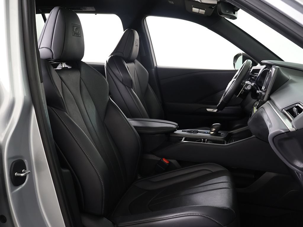Used 2024 Lexus TX 500h AWD w/ Technology Package image 32