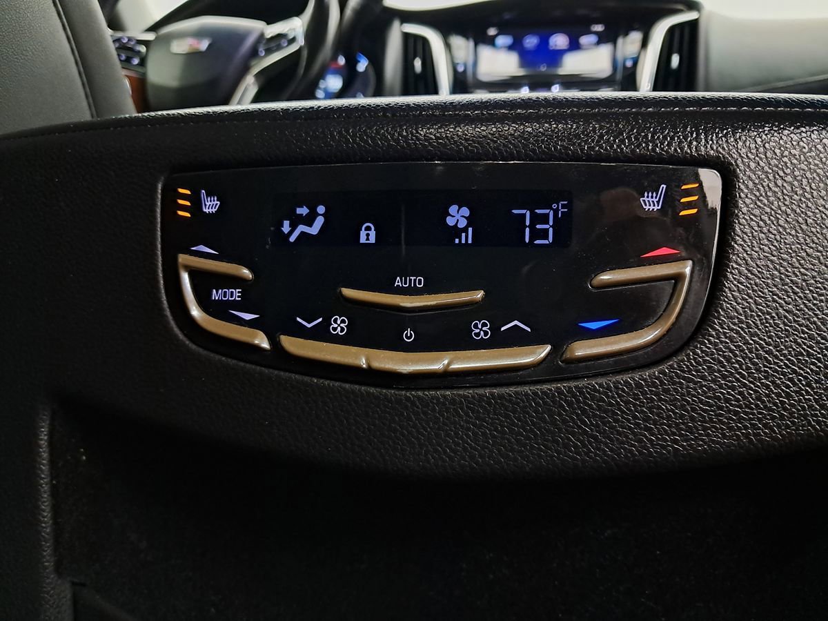 Used 2016 Cadillac Escalade 4WD image 24