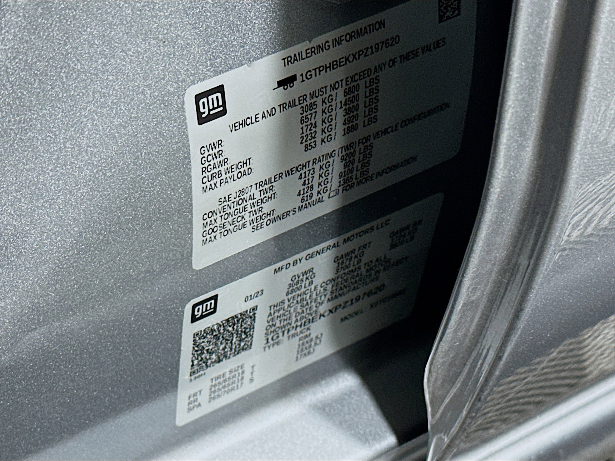 Used 2023 GMC Sierra 1500 SLE image 12