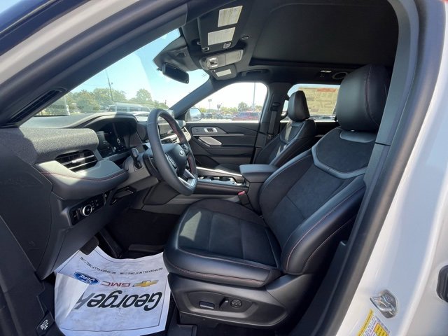 New 2025 Ford Explorer ST image 11