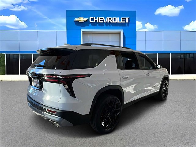 New 2026 Chevrolet Traverse LT w/ LPO, Floor Liner Package image 3