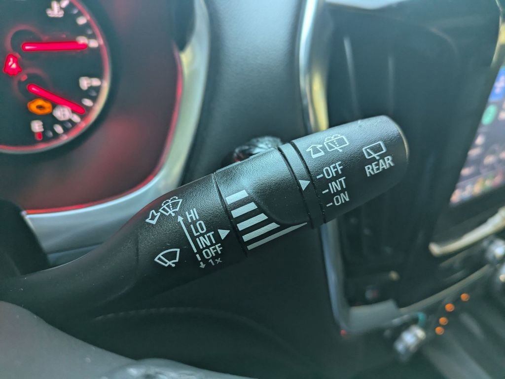 Certified 2023 Chevrolet Traverse Premier w/ Redline Edition image 14