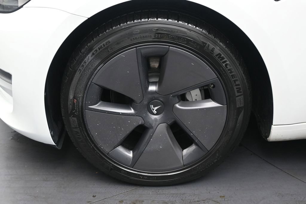 Used 2023 Tesla Model 3 Standard Range RWD image 39