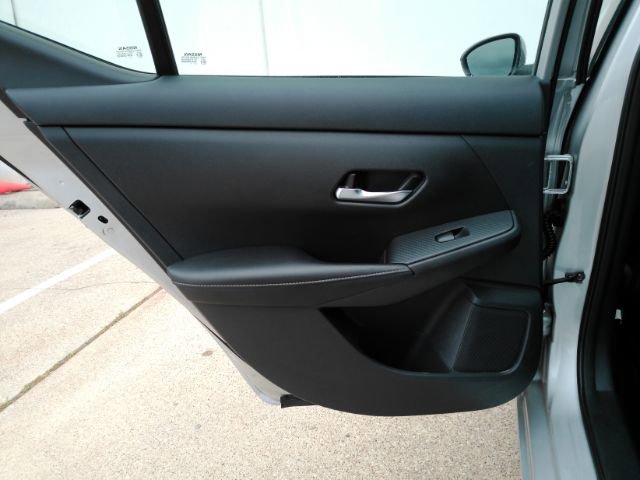 Used 2021 Nissan Sentra SV FWD image 16