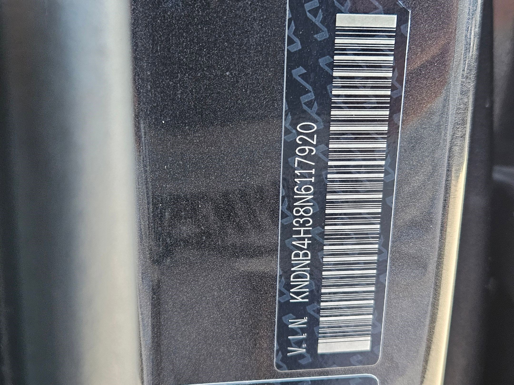 Used 2022 Kia Carnival LX image 33