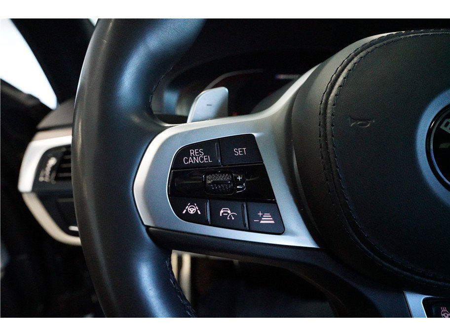 Used 2020 BMW M550i xDrive w/ Executive Package AWD/4WD image 23