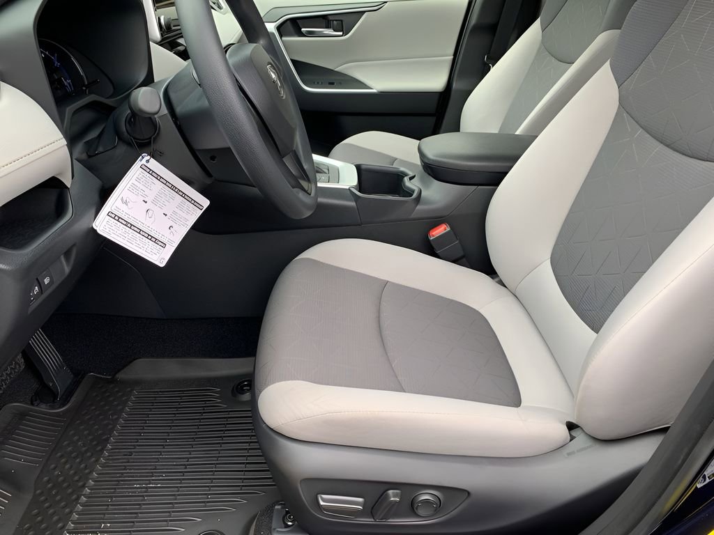 New 2025 Toyota RAV4 XLE image 10