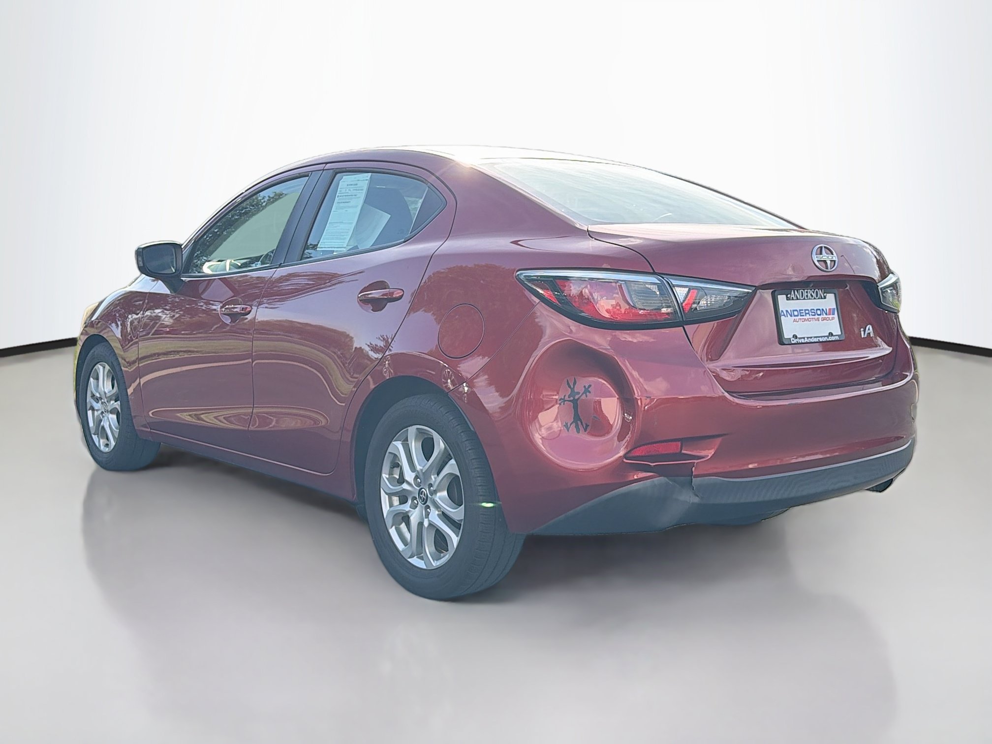 Used 2016 Scion iA FWD image 12
