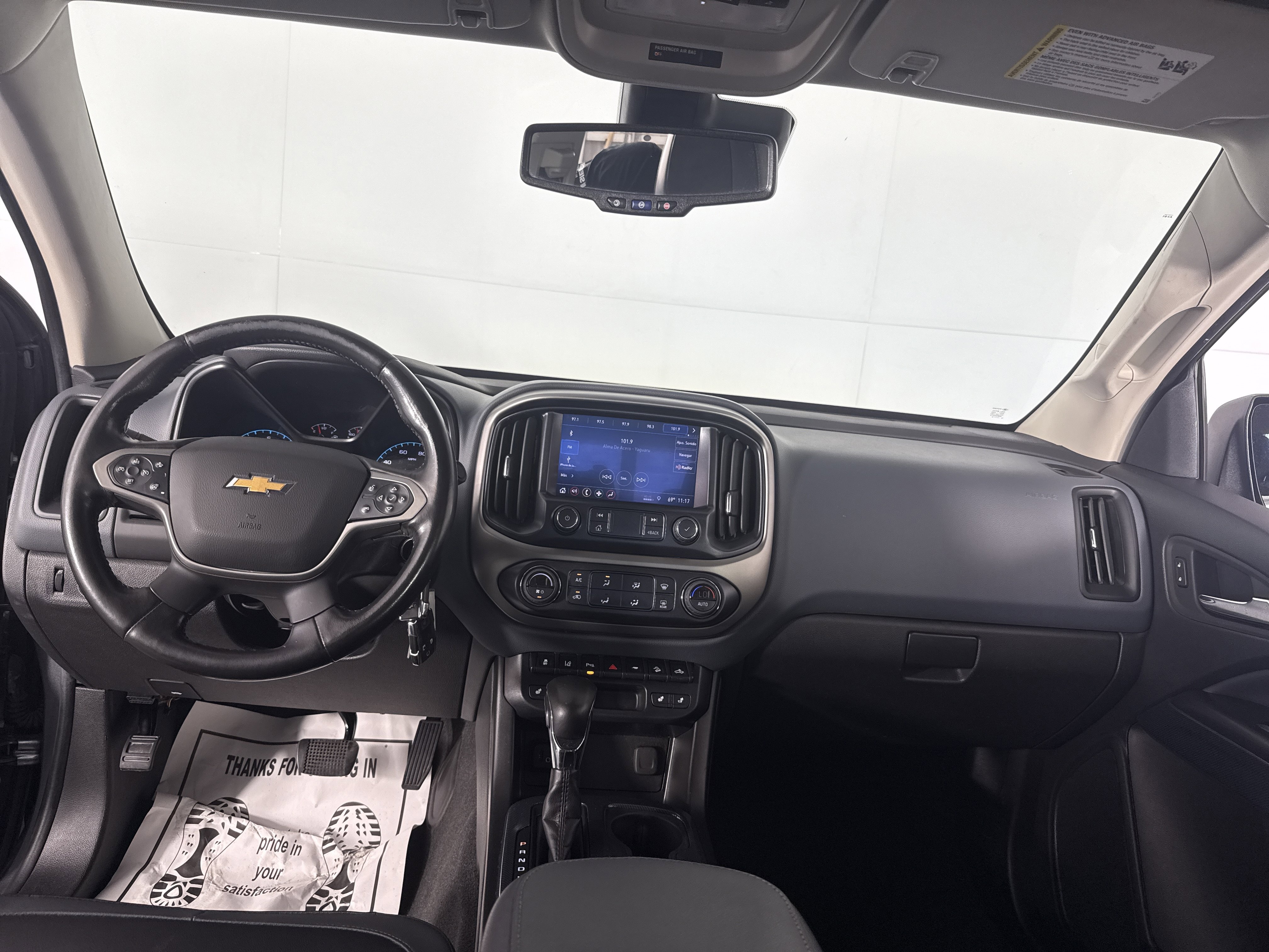 Used 2022 Chevrolet Colorado Z71 w/ Safety Package image 21