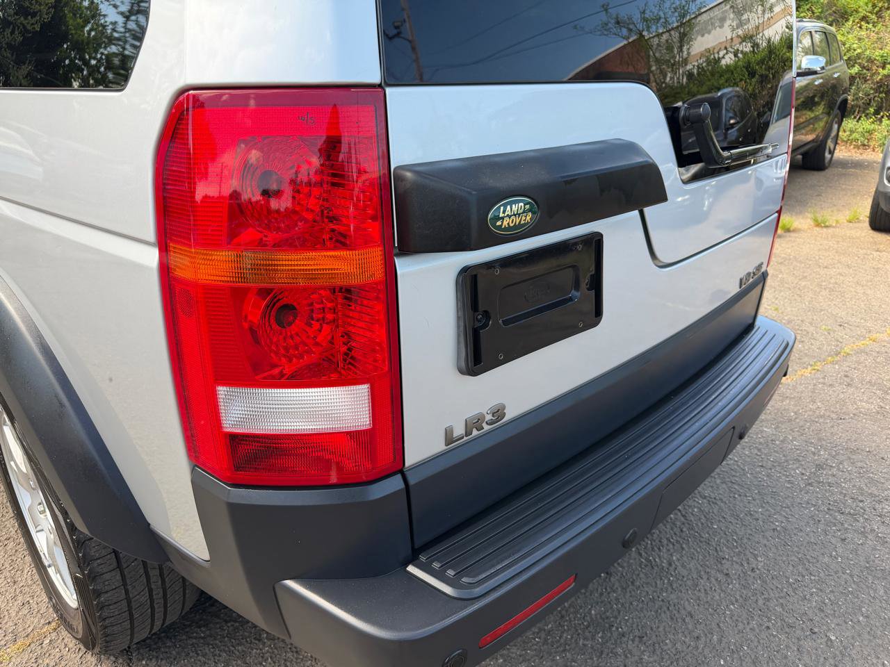Used 2005 Land Rover LR3 SE AWD/4WD image 12