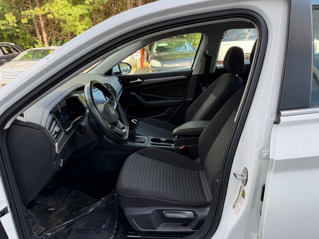 Used 2022 Volkswagen Jetta S FWD image 9