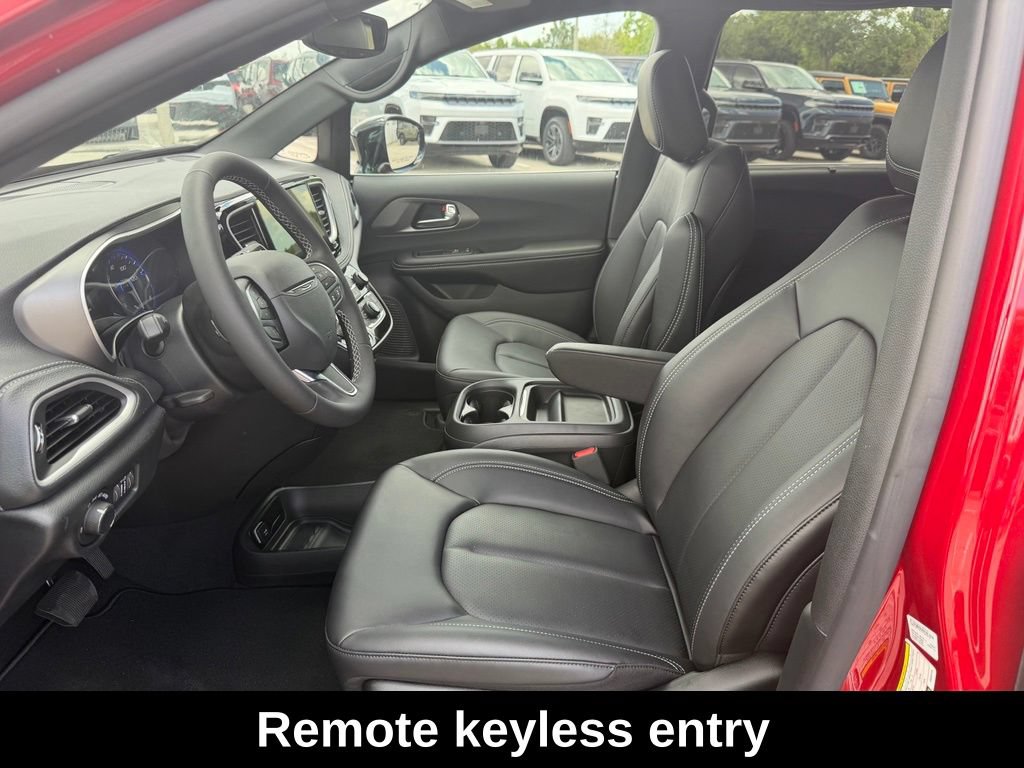 New 2027 Chrysler Pacifica Select w/ Family Tech Group FWD image 9