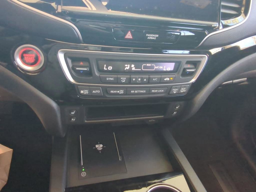 New 2026 Honda Ridgeline Black Edition image 18