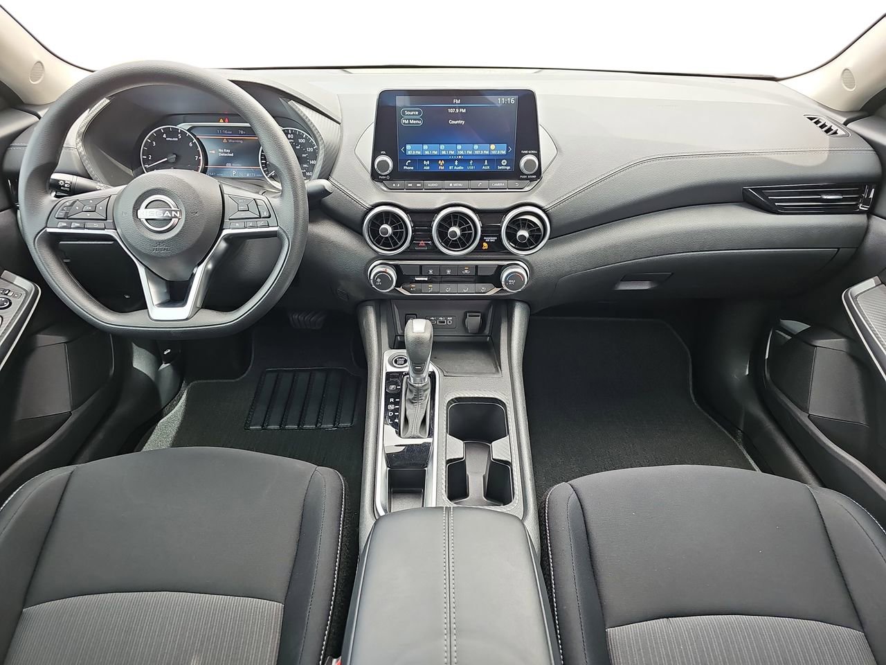 Used 2024 Nissan Sentra SV image 9