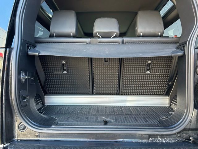 Used 2022 Land Rover Defender 90 V8 image 10