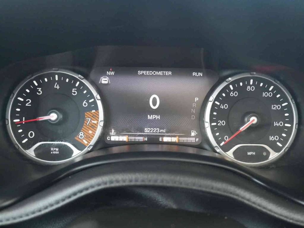Certified 2022 Jeep Renegade Limited w/ Sun, Sound & Wheels Group AWD/4WD image 38