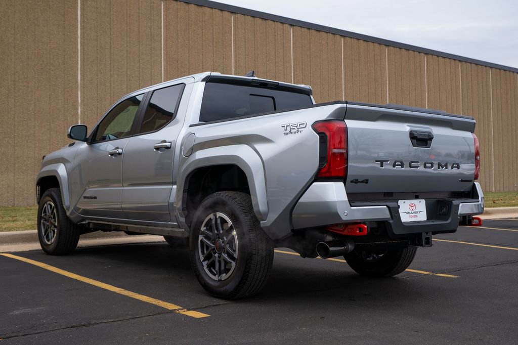 New 2026 Toyota Tacoma TRD Sport w/ TRD Sport Upgrade Package image 5