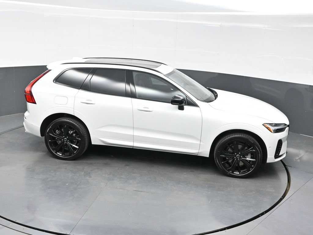 New 2026 Volvo XC60 T8 Ultra w/ Climate Package PRO AWD/4WD image 36