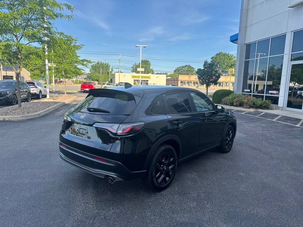 Certified 2025 Honda HR-V Sport image 5