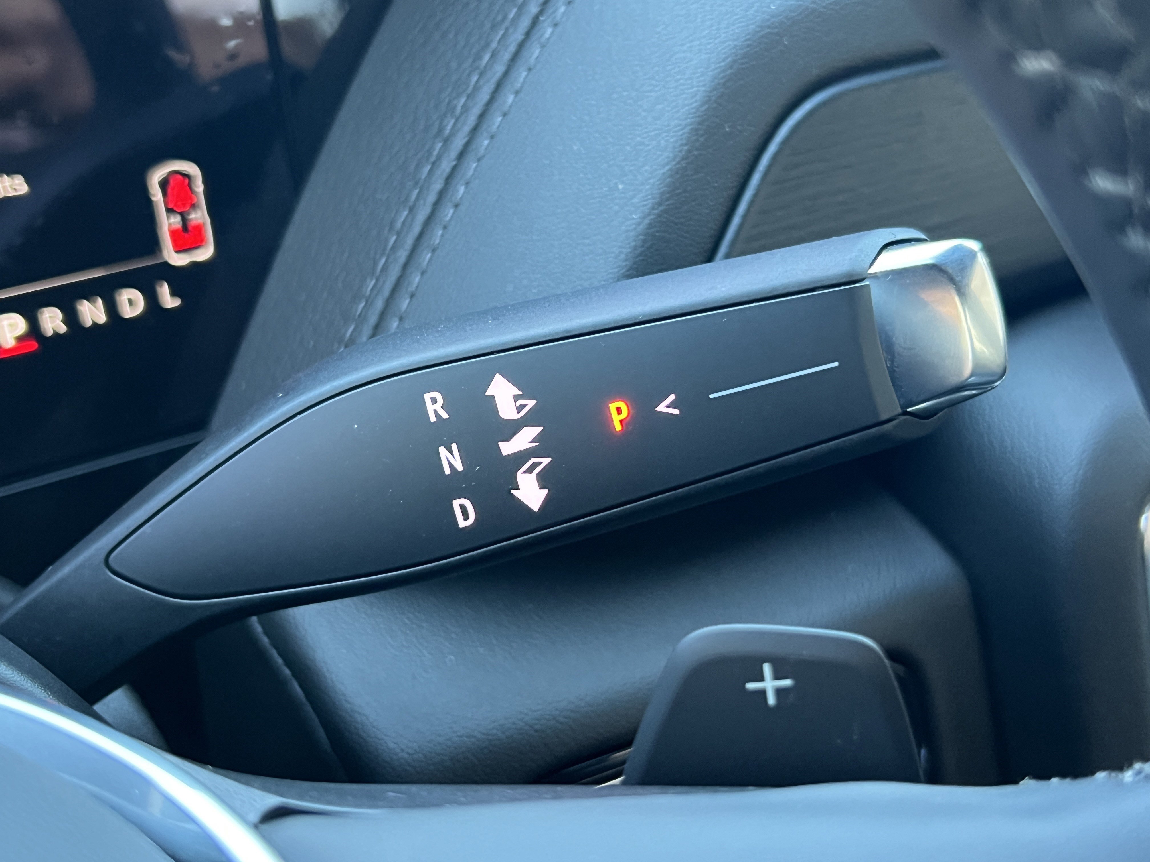 Used 2025 GMC Yukon XL Denali image 35