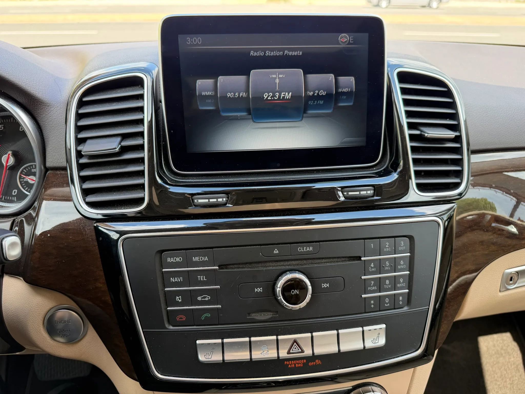 Used 2016 Mercedes-Benz GLE 350 4MATIC image 23