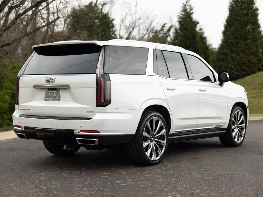 Used 2025 Cadillac Escalade Premium Luxury w/ Touring Package image 7