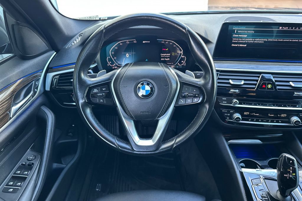 Used 2020 BMW 530e w/ Convenience Package image 15