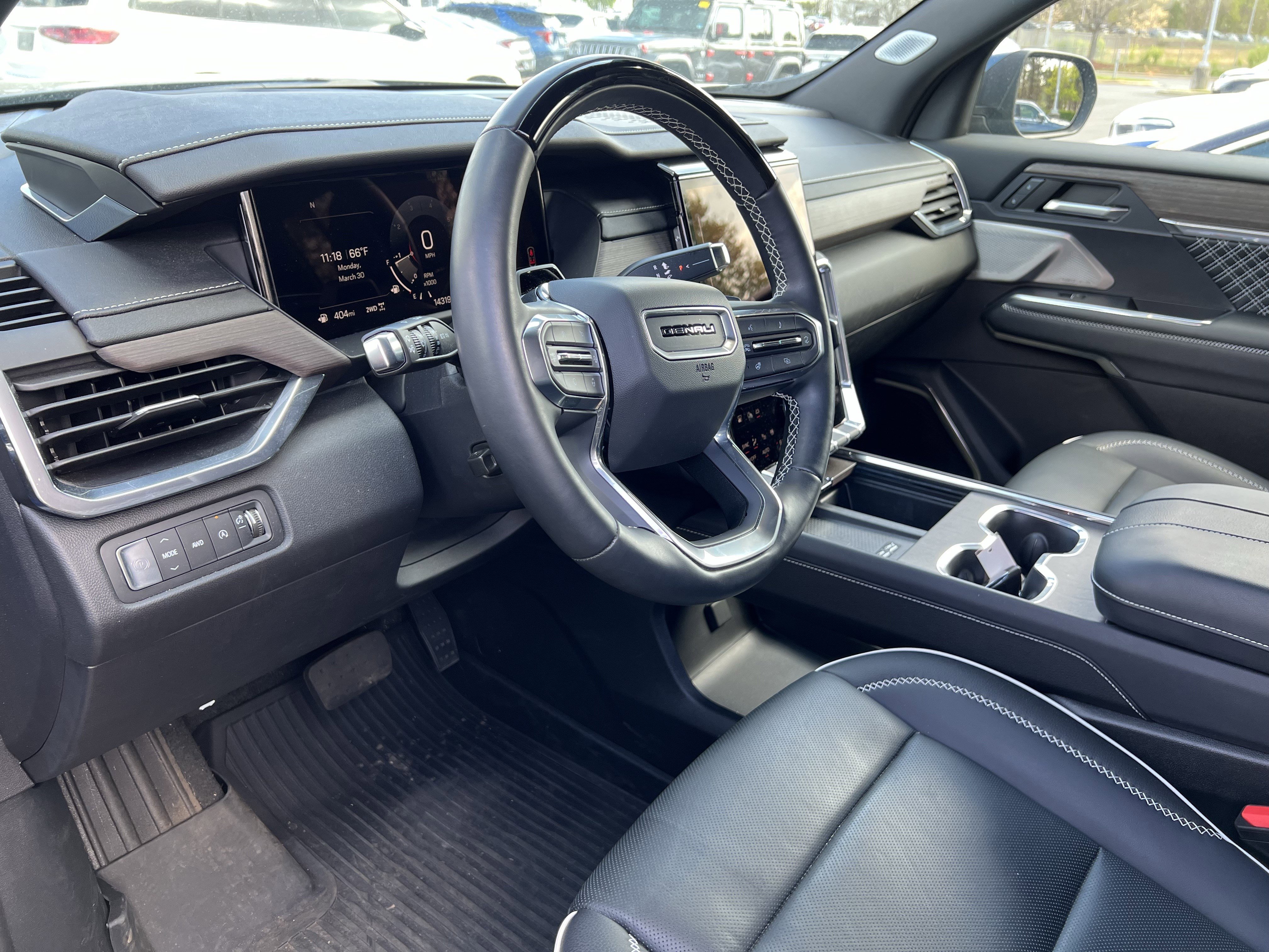 Used 2024 GMC Acadia Denali w/ Super Cruise Package image 17