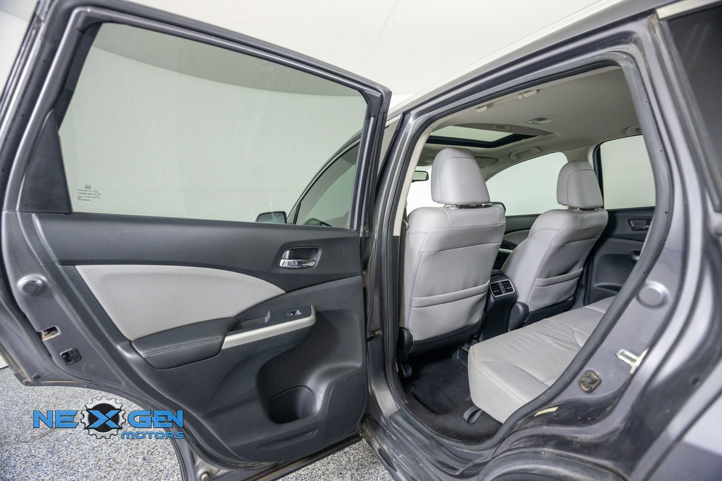 Used 2015 Honda CR-V EX-L image 23
