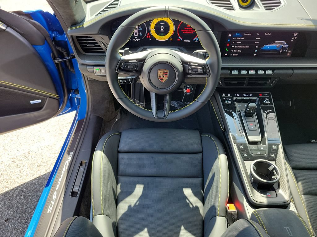 New 2026 Porsche 911 Carrera GTS RWD image 21