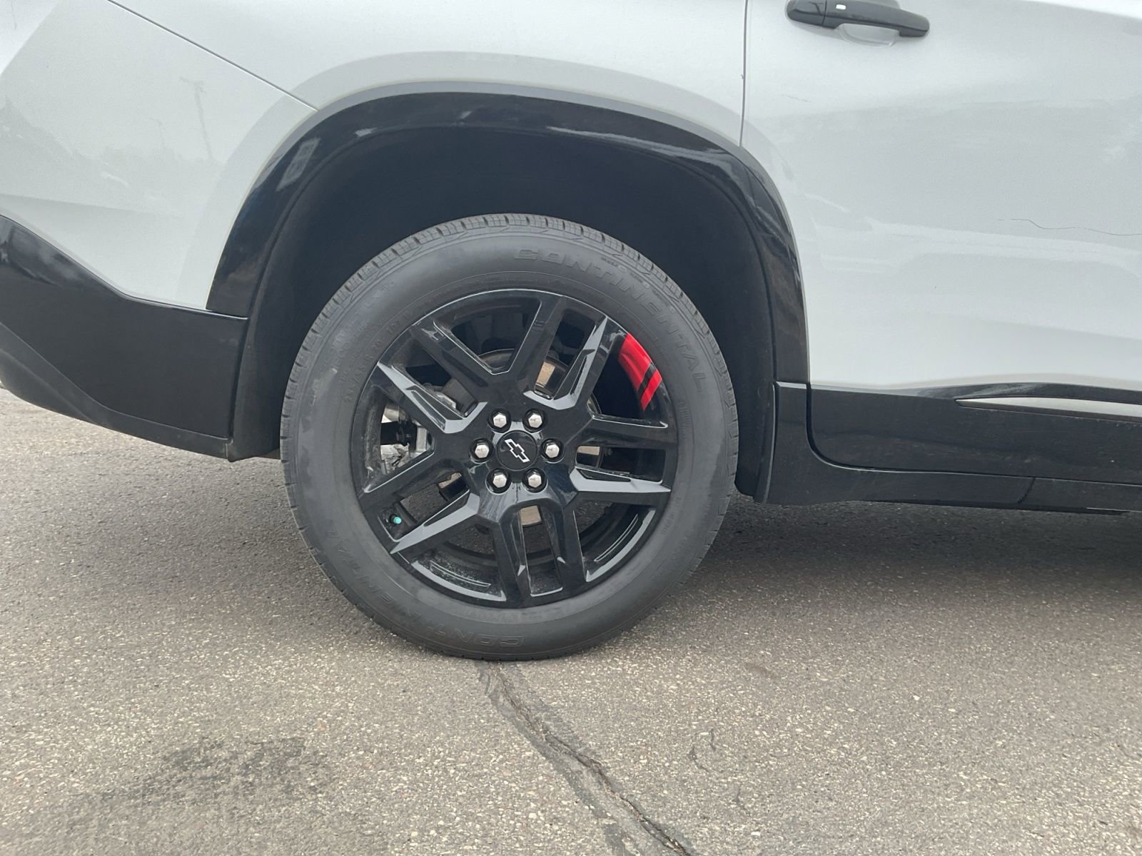 Used 2023 Chevrolet Traverse Premier w/ Redline Edition image 26