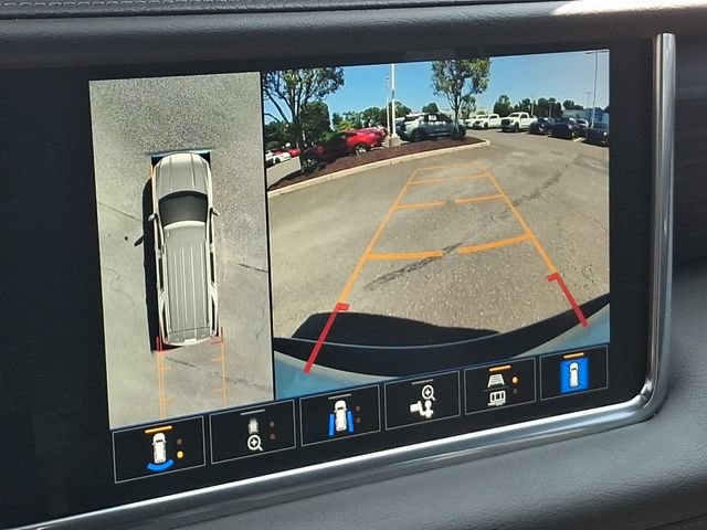 Used 2023 GMC Yukon Denali w/ Max Trailering Package AWD/4WD image 13