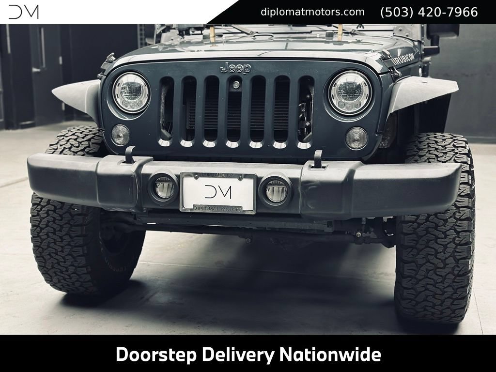 Used 2017 Jeep Wrangler Unlimited Rubicon w/ Connectivity Group AWD/4WD image 14