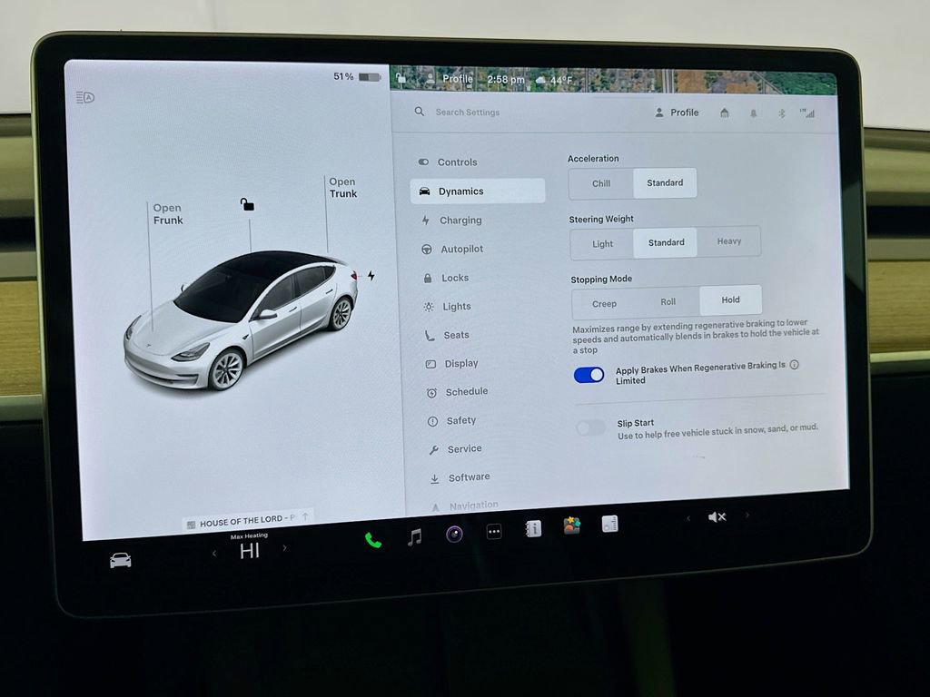 Used 2021 Tesla Model 3 Standard Range Plus image 23