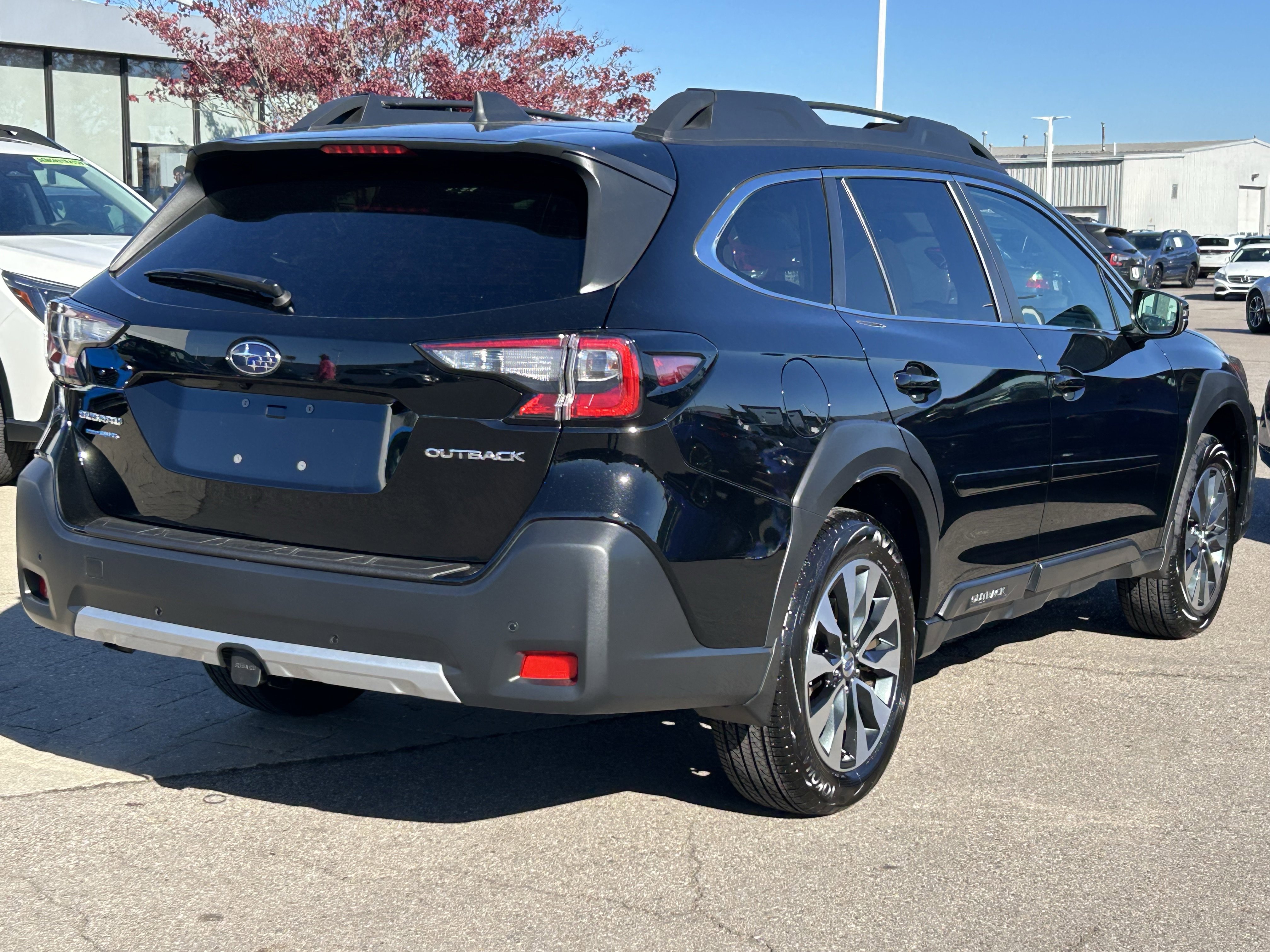 Certified 2025 Subaru Outback Limited w/ Popular Package #2 image 7