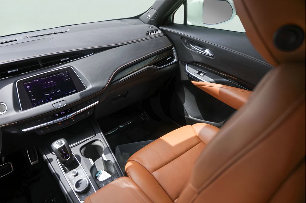 Used 2019 Cadillac XT4 Sport FWD image 31