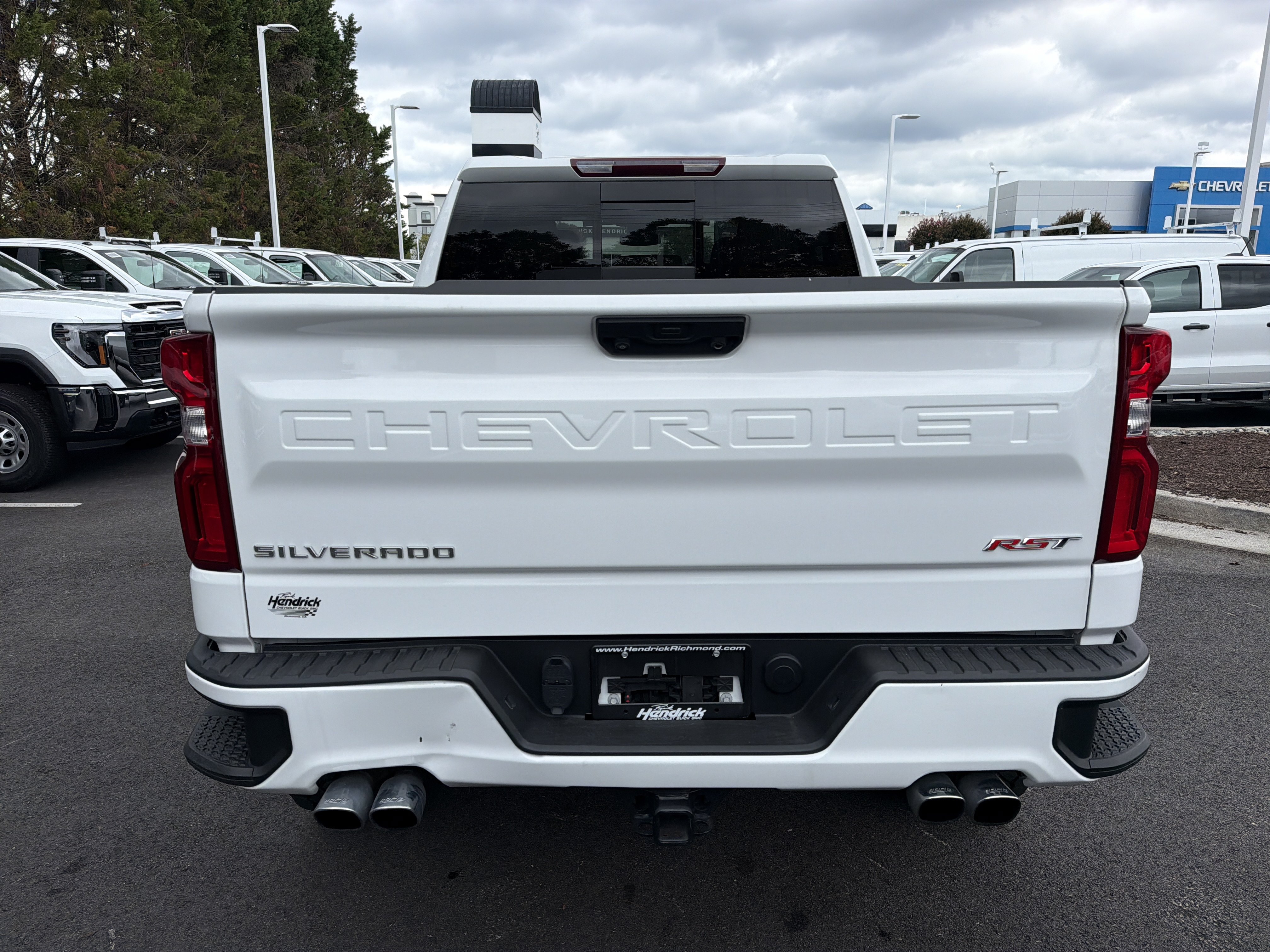 Used 2024 Chevrolet Silverado 1500 RST w/ Convenience Package II AWD/4WD image 9