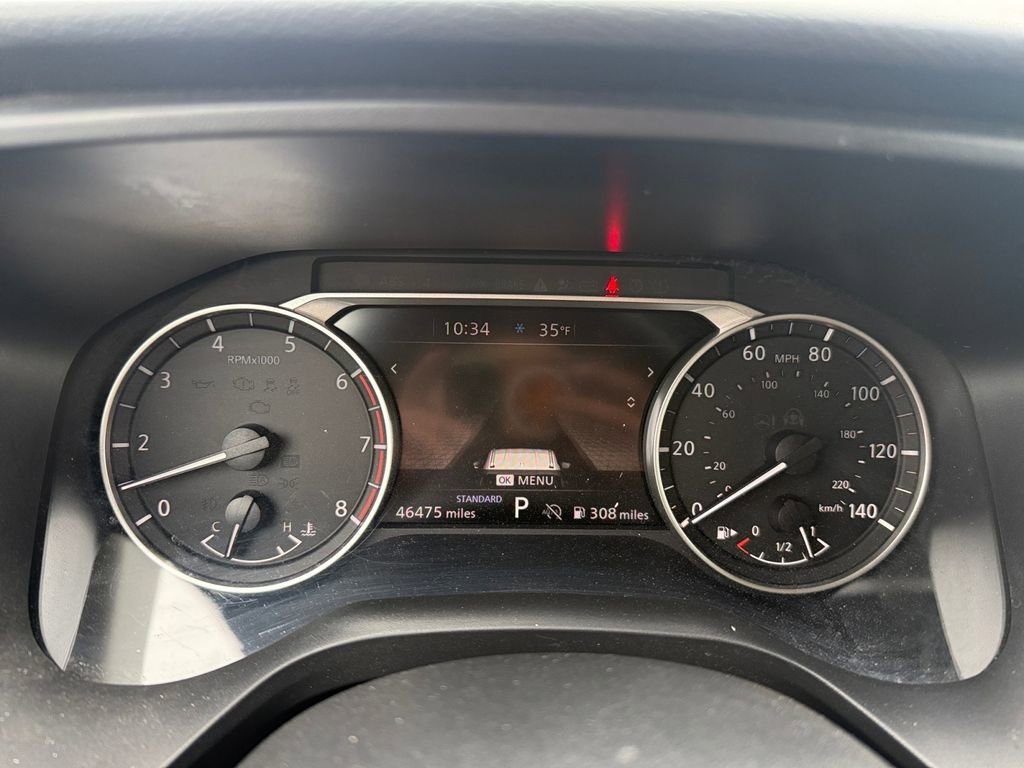 Used 2024 Nissan Rogue SV image 16