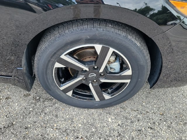 Certified 2024 Nissan Sentra SV w/ Trunk Package FWD image 7