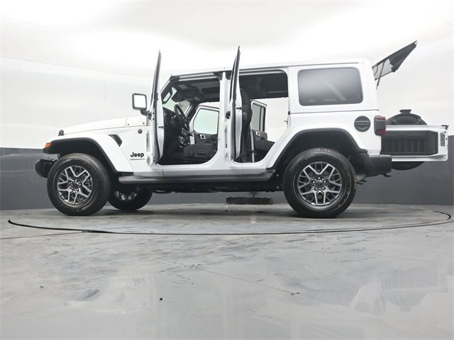 New 2026 Jeep Wrangler Sahara image 52
