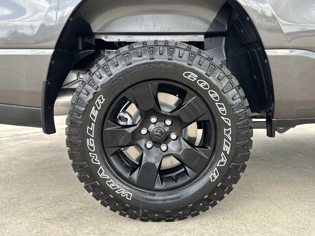 New 2026 RAM 1500 Warlock AWD/4WD image 16