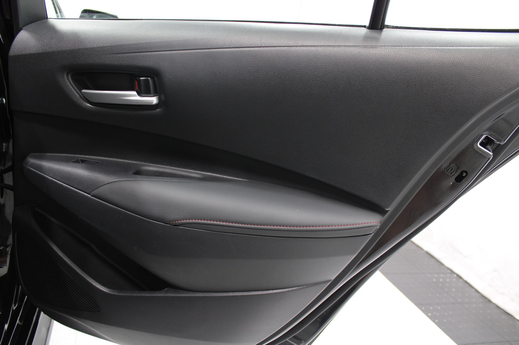 Used 2024 Toyota Corolla SE FWD image 20