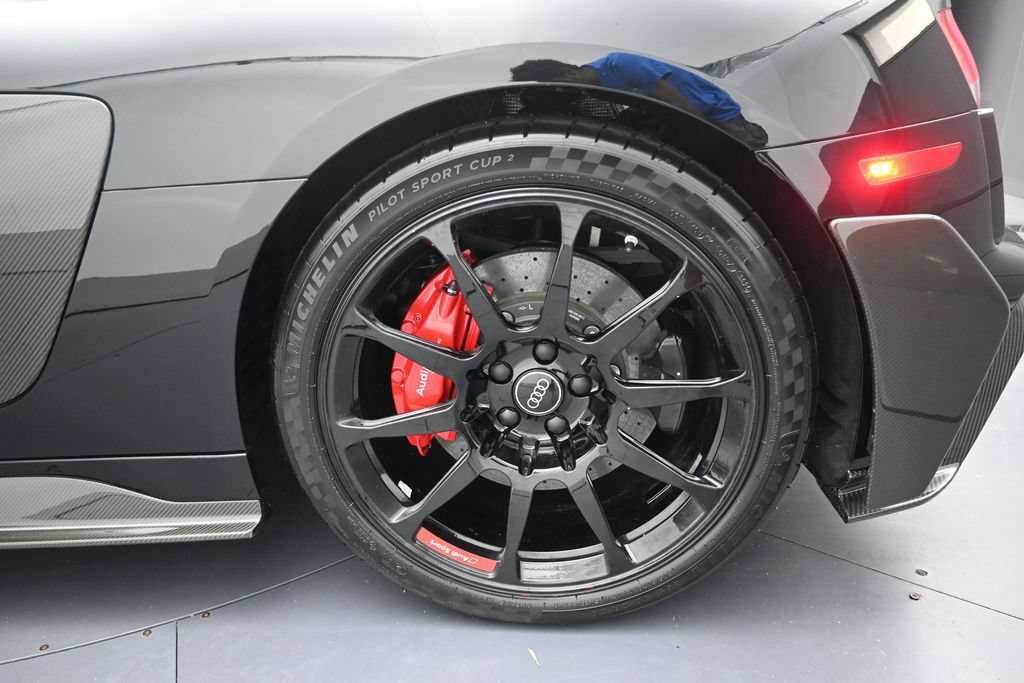 Used 2023 Audi R8 V10 GT RWD image 45