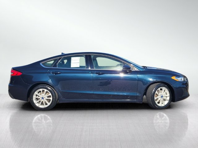 Certified 2020 Ford Fusion SE FWD image 3