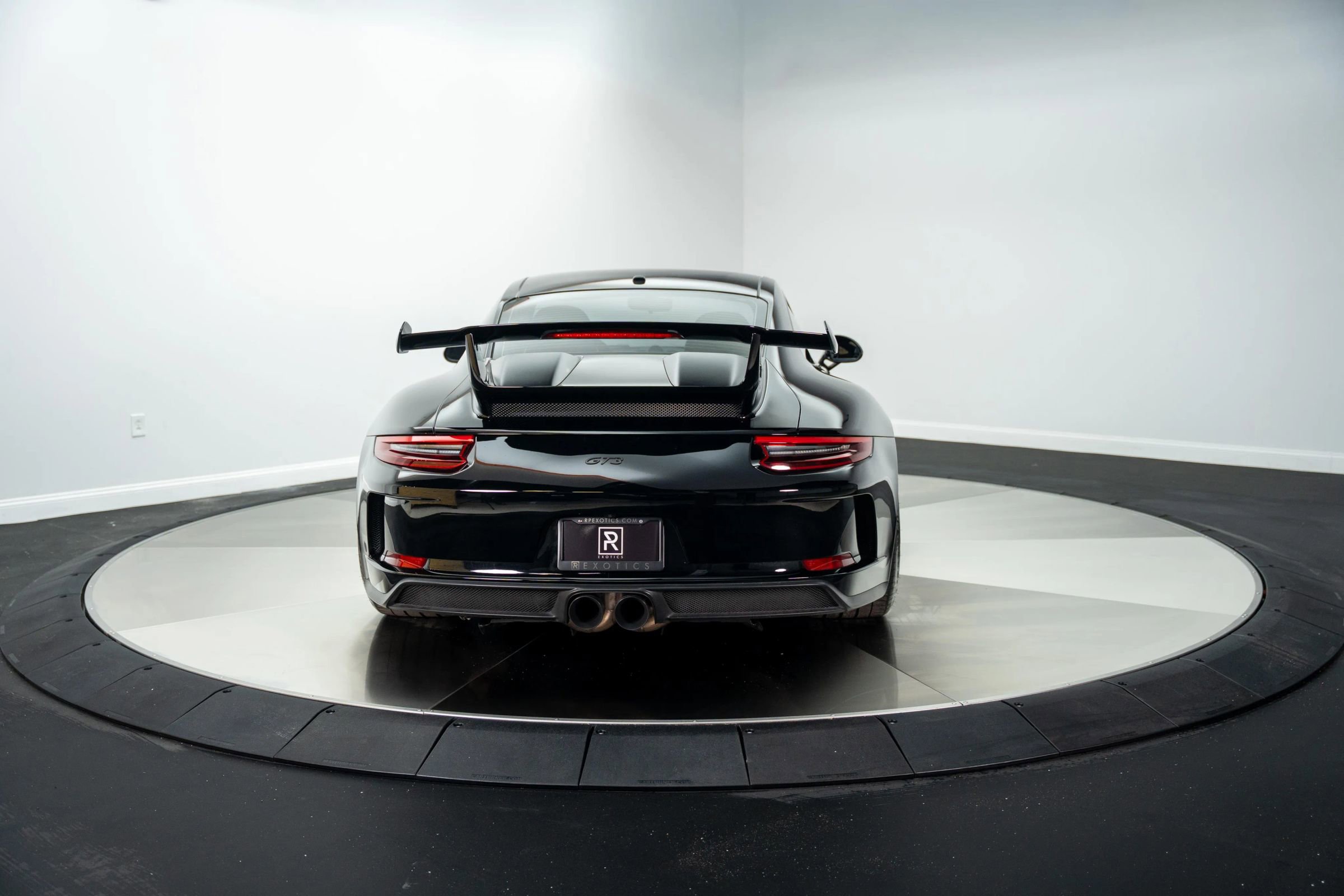 Used 2018 Porsche 911 GT3 image 31