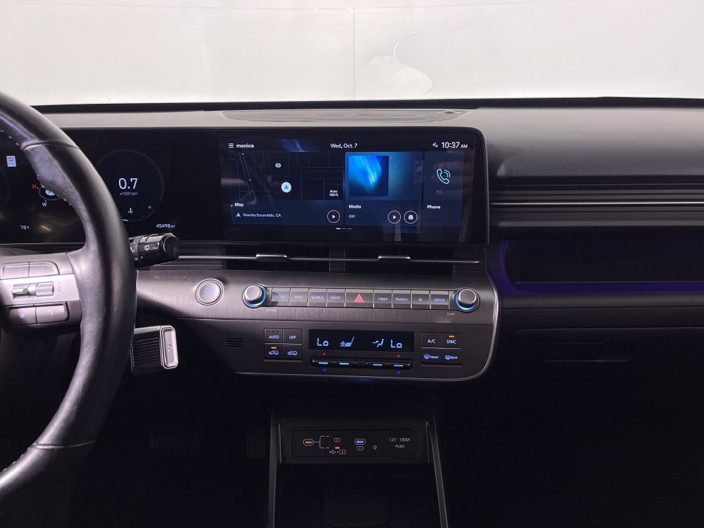 Certified 2024 Hyundai Kona Limited FWD image 17