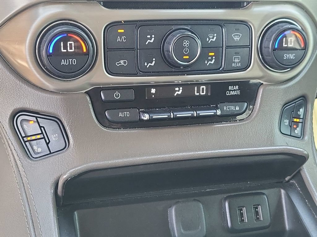 Used 2016 GMC Yukon Denali w/ Open Road Package AWD/4WD image 42