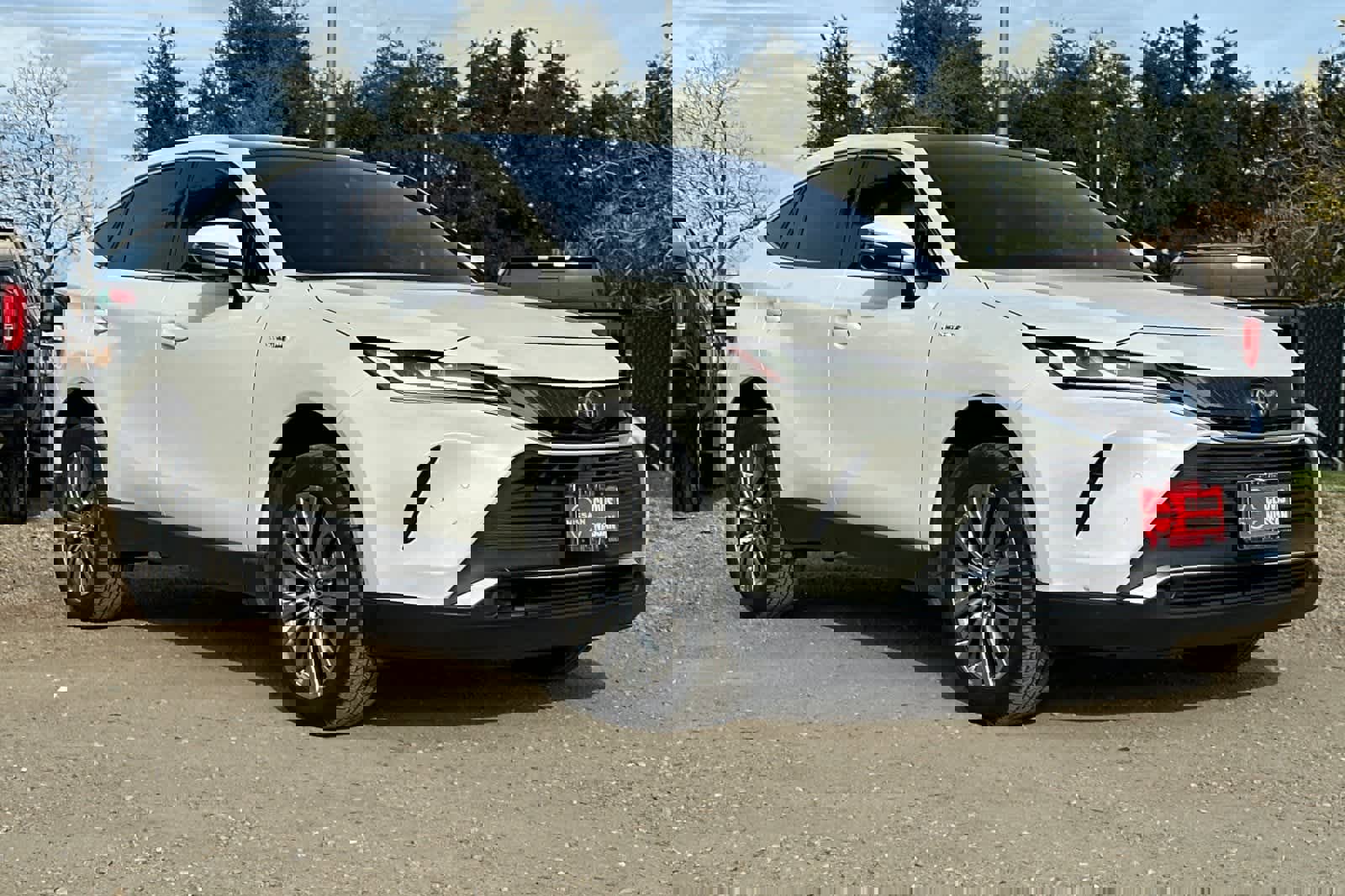 Used 2021 Toyota Venza Limited image 10