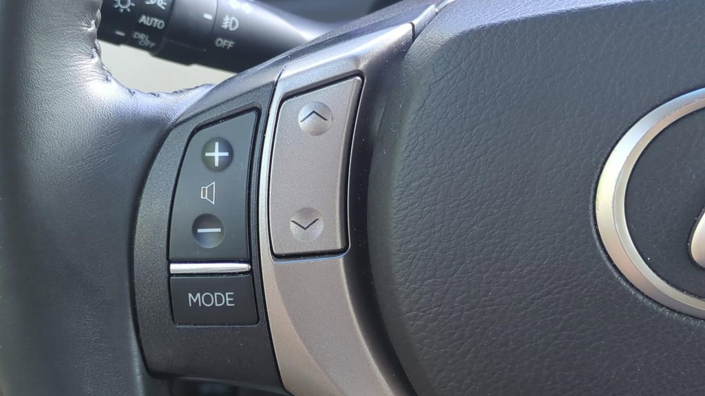 Used 2015 Lexus RX 450h FWD image 21