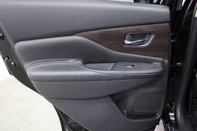 Used 2020 Nissan Murano Platinum image 18